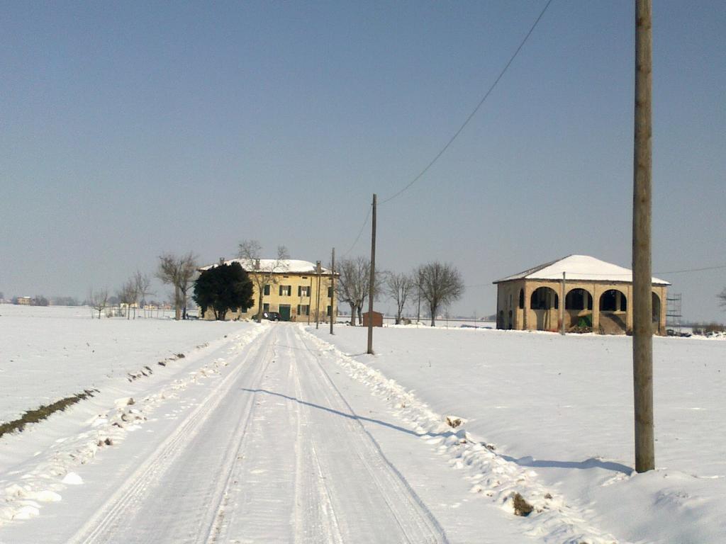 Corte Galvana Cento  Kültér fotó